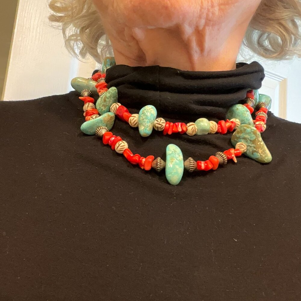 Cute!!  Handmade red chips and turquoise 2 strand necklace - Picture 3 of 3